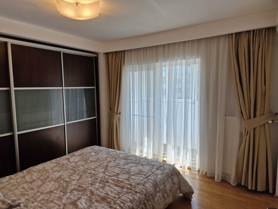 Inchiriez Ap 4 camere Centru Civic, Decebal