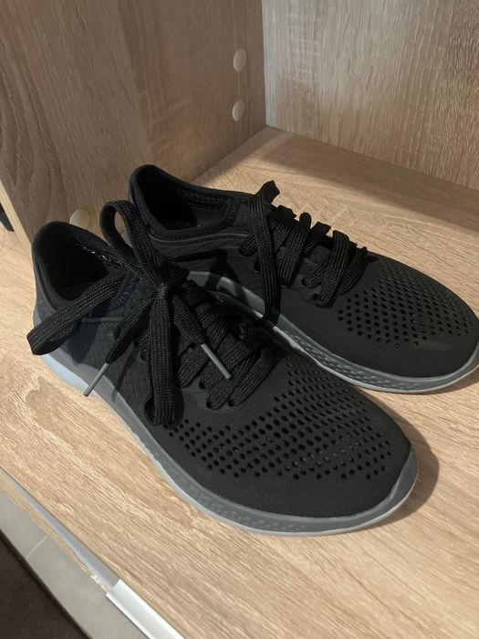 Маратонки Crocs от гума дишащи