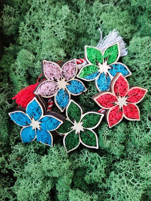 Martisoare licheni lucrate manual