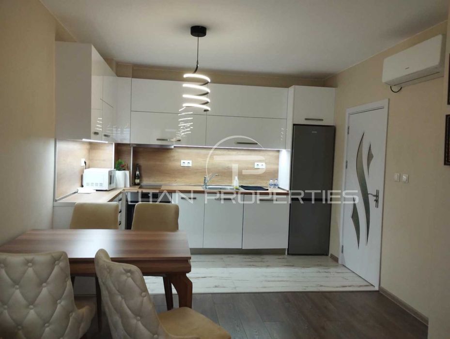 Продава се Двустаен апартамент в Пловдив, Тракия - 66 кв.м за 2834 €/кв.м - Снимка #1