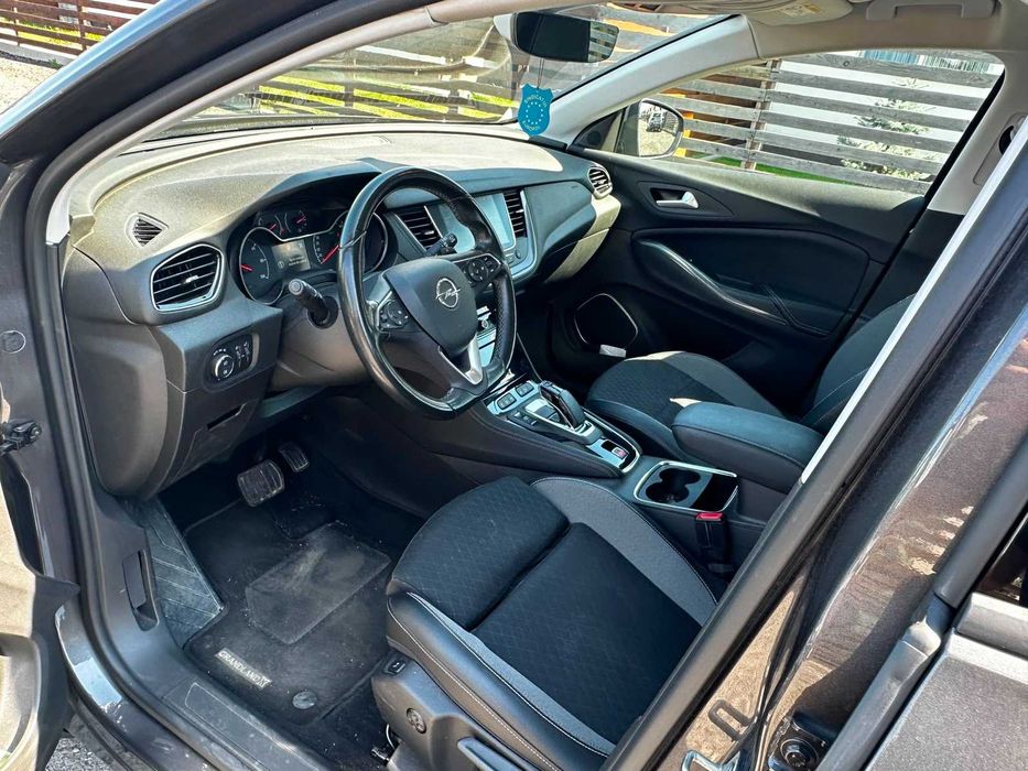 Opel Grandland X Hybrid4 — 300 CP — 4x4 — EAT8 — 05.2021 — 91.442 km Baterie SOH 96,25% cu  garanție Opel activă · CarVertical fără daune
