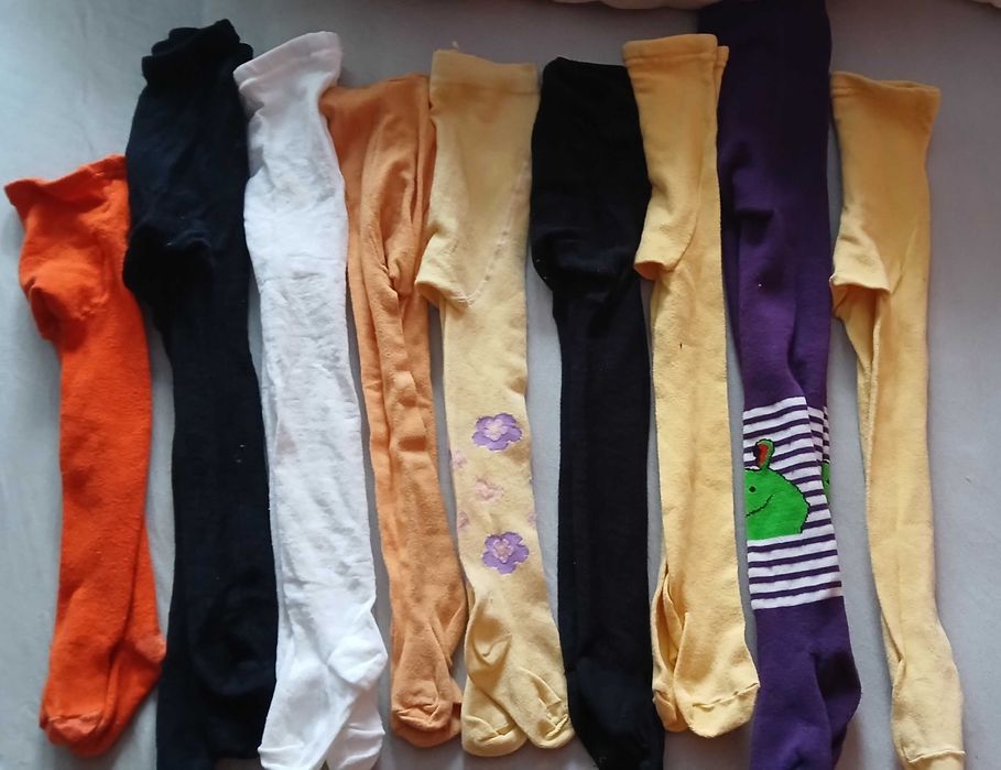 Нови 17 бр чорапогащи  104-110 ръст -25 лв за всички