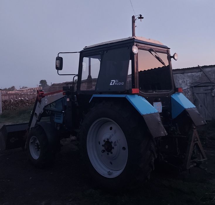 Продам трактор Мтз892