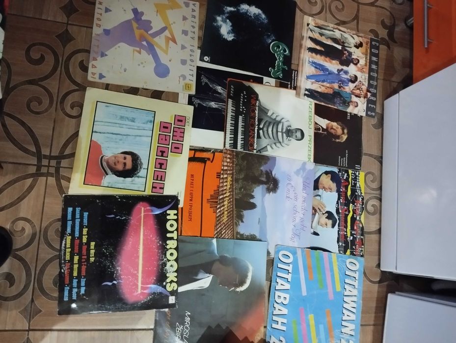 Пластинки виниловые грампластинки