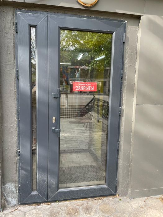 Двери входные новые