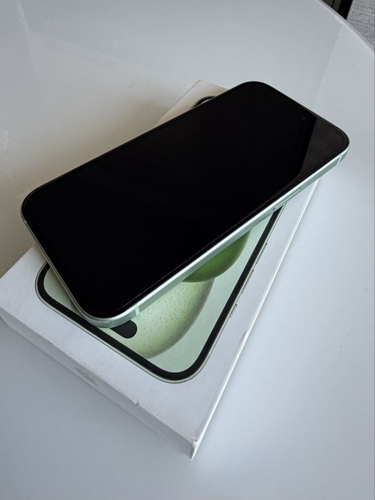 Apple IPhone 15 256гб