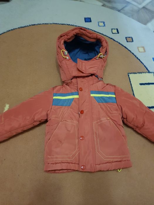 Продам зимний комплект кутрка+штаны на 1-2 года