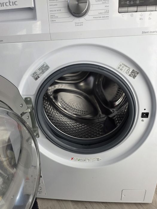 Mașină de spalat Arctic