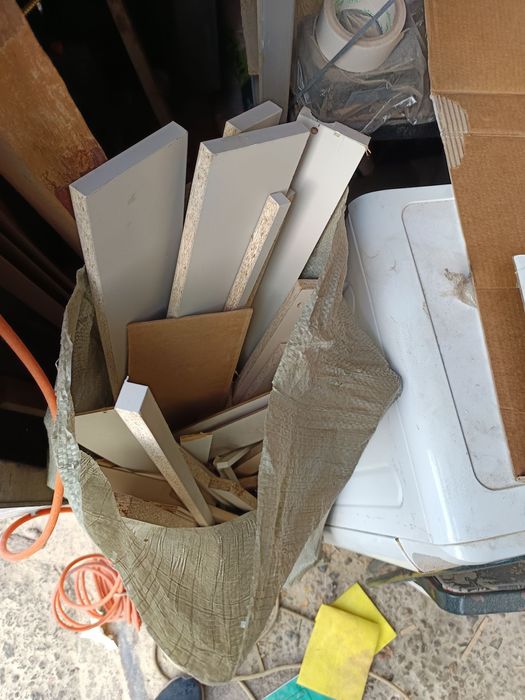 Дрова, дрова в мешках