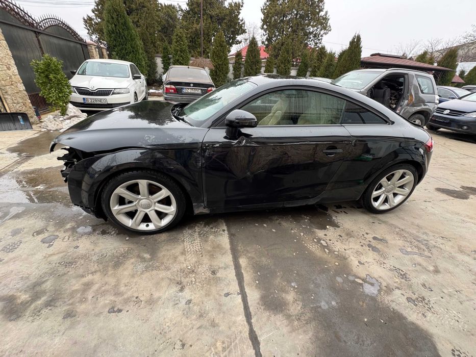 Dezmembram Audi TT 2.0 tfsi BWA 2008