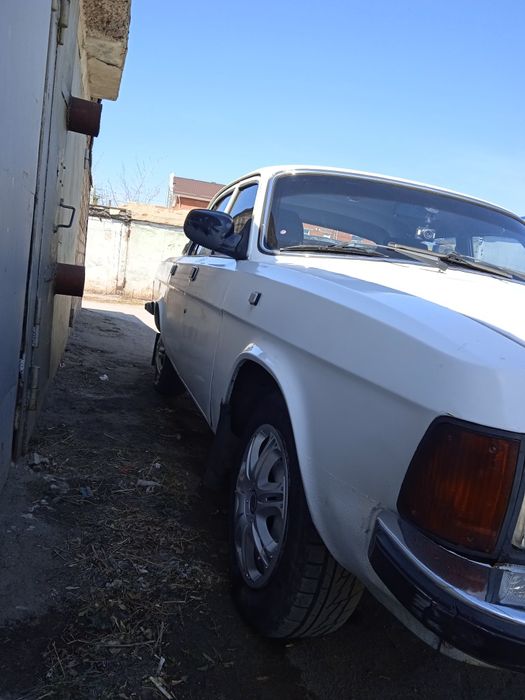 Газ 3102 ,1999 года выпуска.