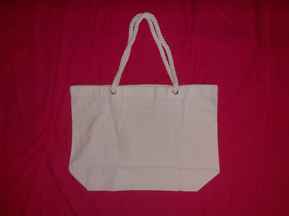 Плажна чанта и хавлия