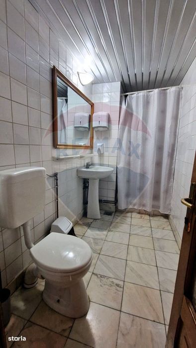 Spațiu comercial de 22mp de închiriat în zona Republicii