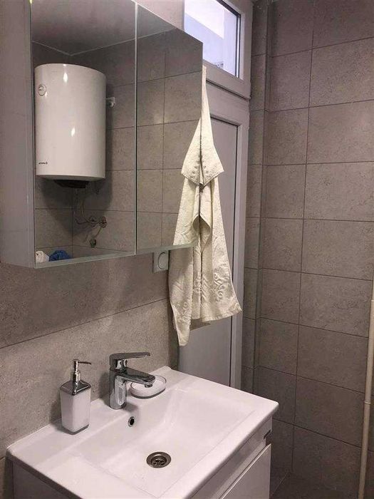 Дава се под наем Тристаен апартамент в Пловдив, Централна гара - 89 кв.м за 459 € - Снимка #1