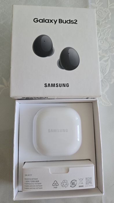 Продам Galaxy Buds 2
