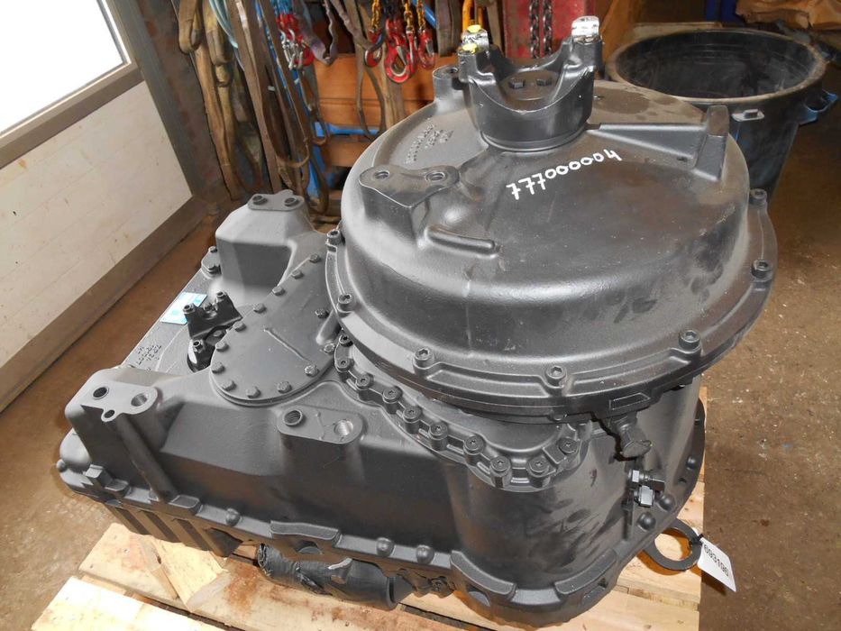 Cutie de viteze ZF 4WG130 - Piese de schimb Hitachi