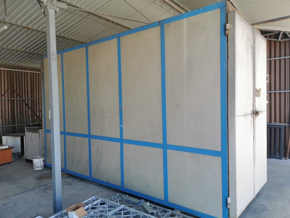 Cuptor electric pentru vopsit in camp electrostatic