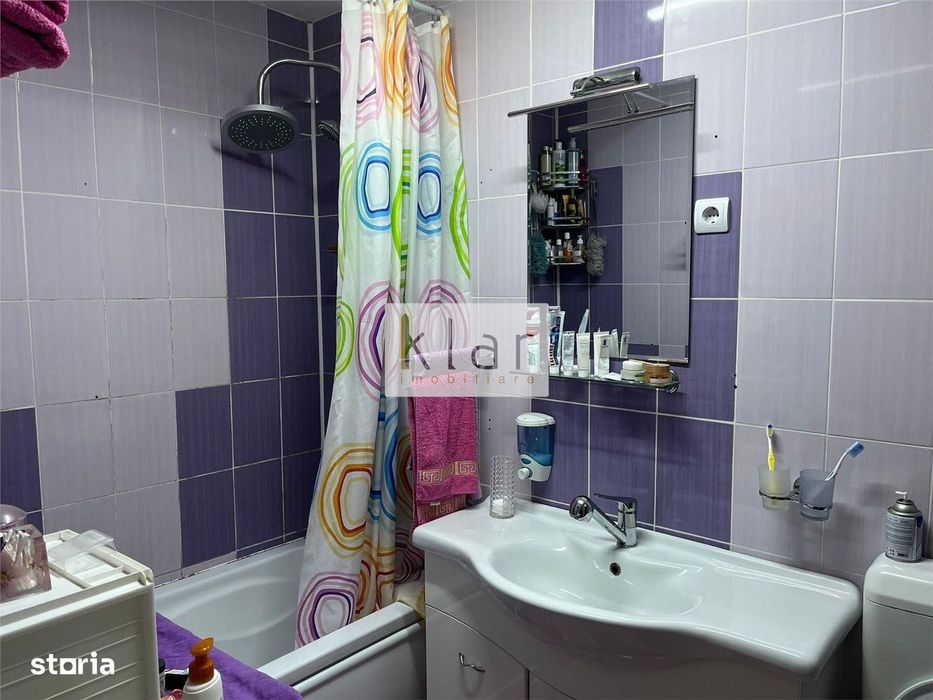 Apartament 3 camere zona Florilor