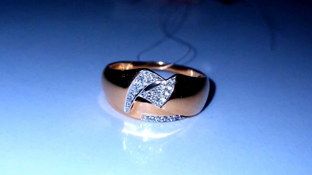 Продам кольцо и детские серьги