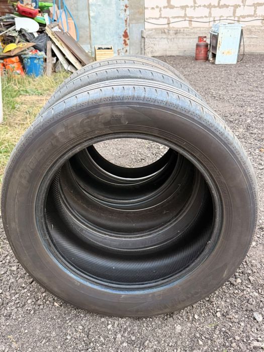 Продам резину 235/55/R18