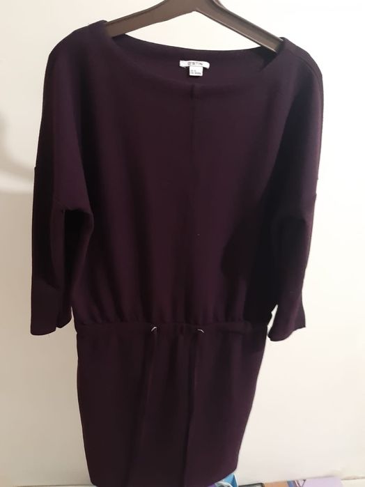 Продам пиджак, кофты, платья все по 3000