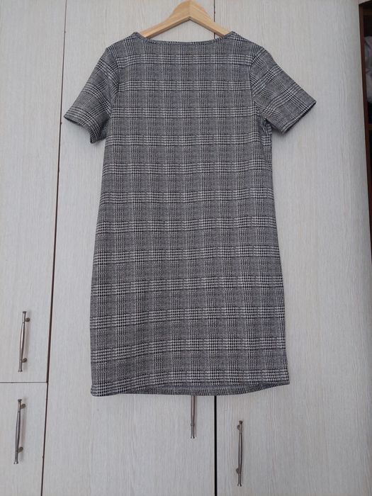 Rochie Beloved in carouri cu buzunare marimea 40/42