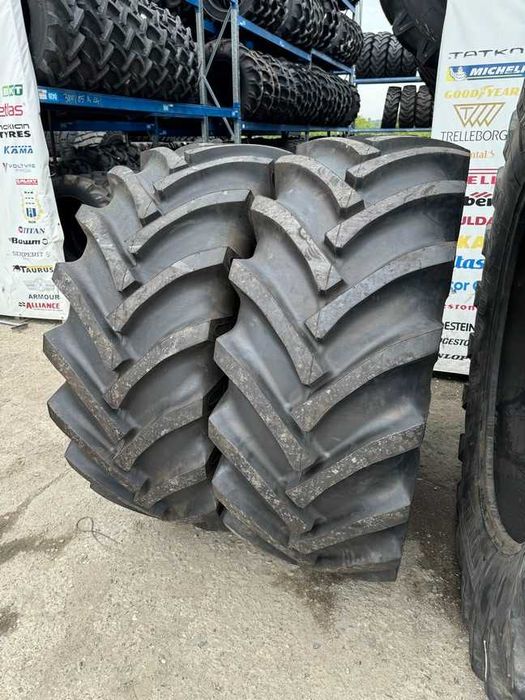 Cauciucuri SPEEDWAYS cu 16 pliuri 23.1-26 pentru combina NEW HOLLAND