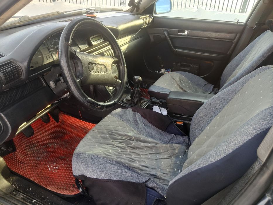 Продам Ауди С4 на полном ходу