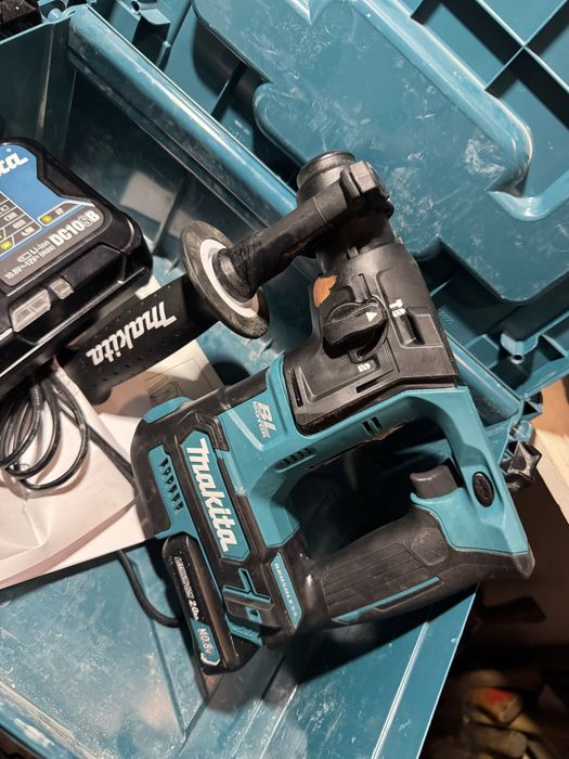 Rotopercutor Makita 12v HR166D