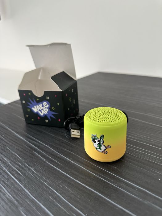 Портативная Bluetooth-колонка, новая