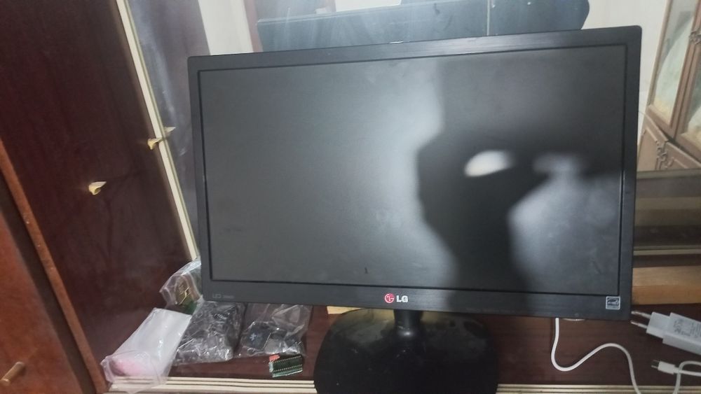 19 tali monitorla sotiladi 2 ta bor