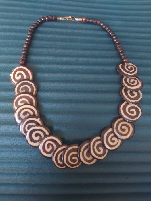 Дамско АРТ Колие