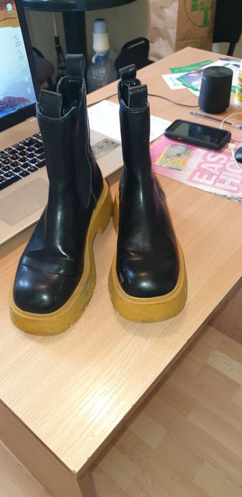 Дамски боти 37 номер и ботуши 38 номер