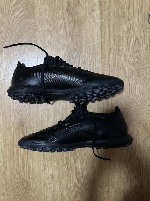 Сороконожки adidas predator league tf