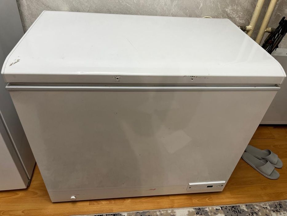 Продам морозильник б/у, на запчасти