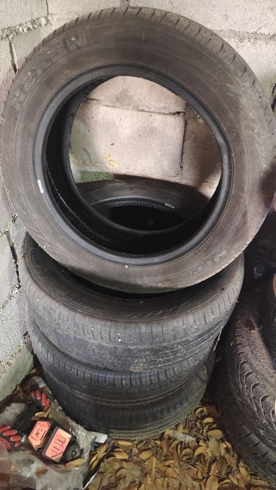 Шины на R 16. Почти новые