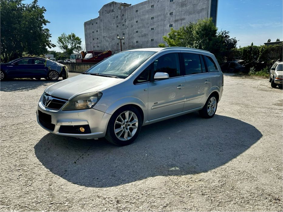 Opel Zafira B 1,9CDTI 150кс Опел Зафира Б 2007г