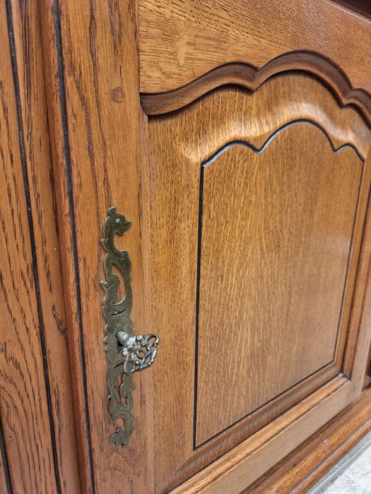 Винтидж трапезен бюфет дъб масив