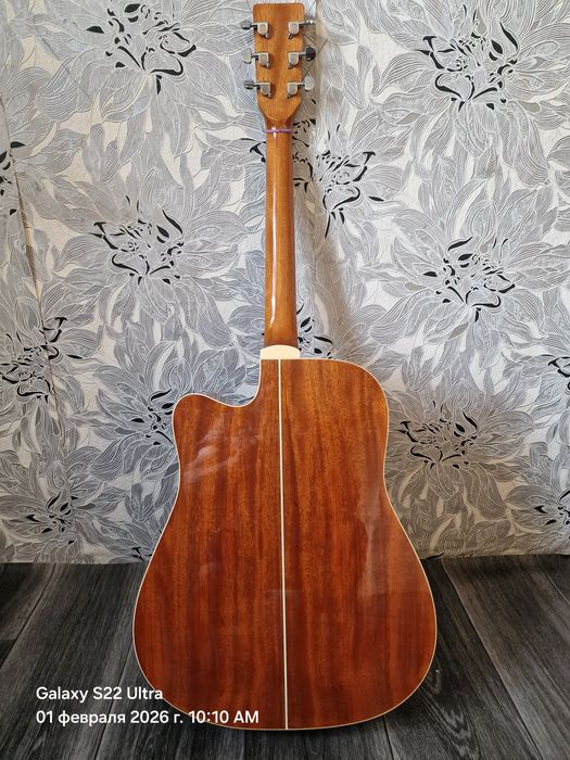 Продам гитару Adadio