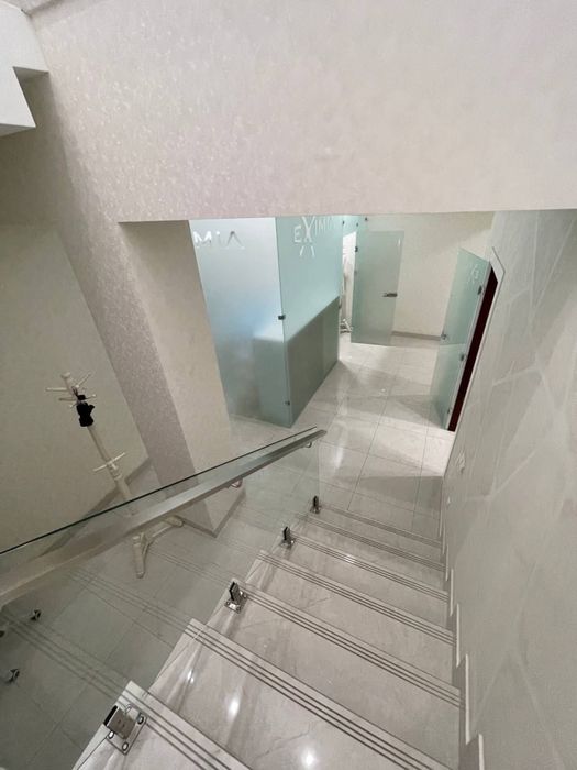 Аренда 200 м² под клинику/офис м. БИЙ Капитал банк