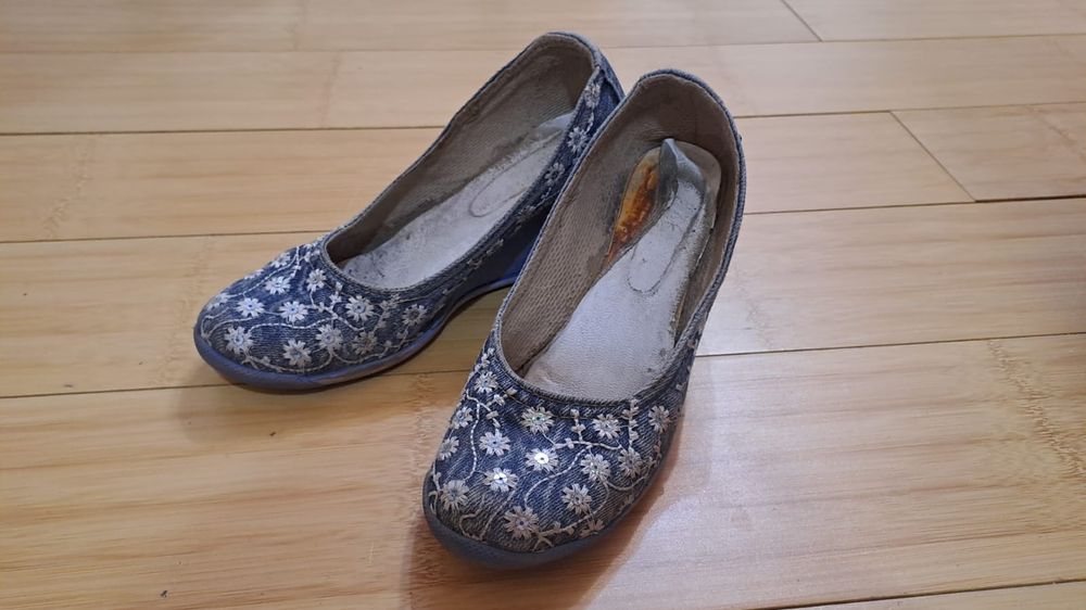 Отдам  Обувь женская