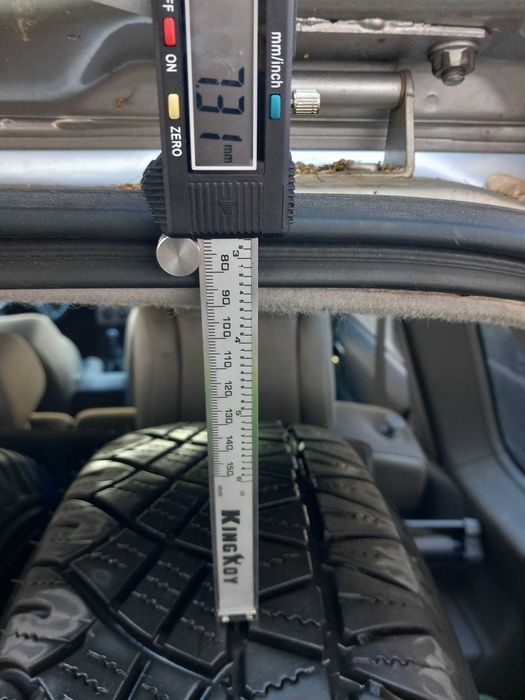 215 70r16 104h michelin latitude cross