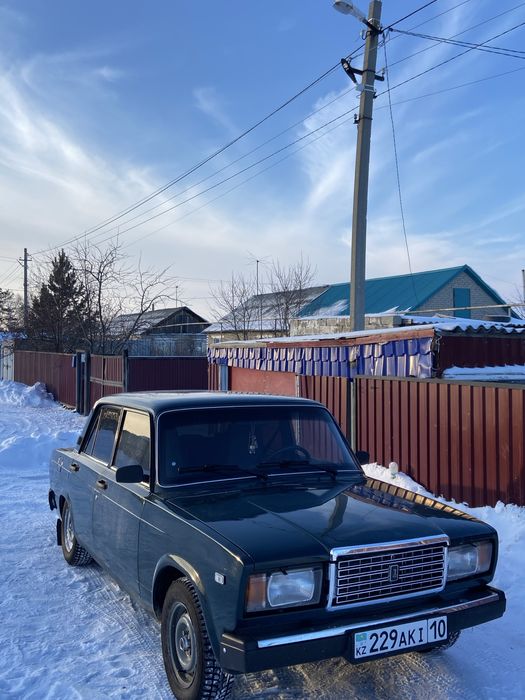 Продам ваз 2107 в хорошем состояние