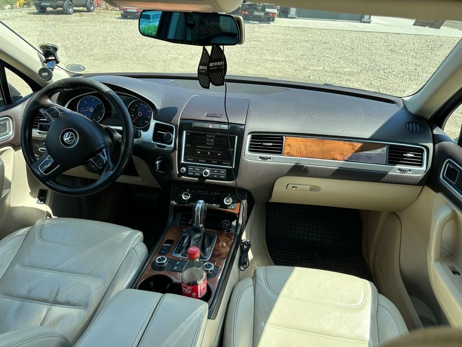 Volkswagen Touareg  7P  2011
3.0 TDI CASA