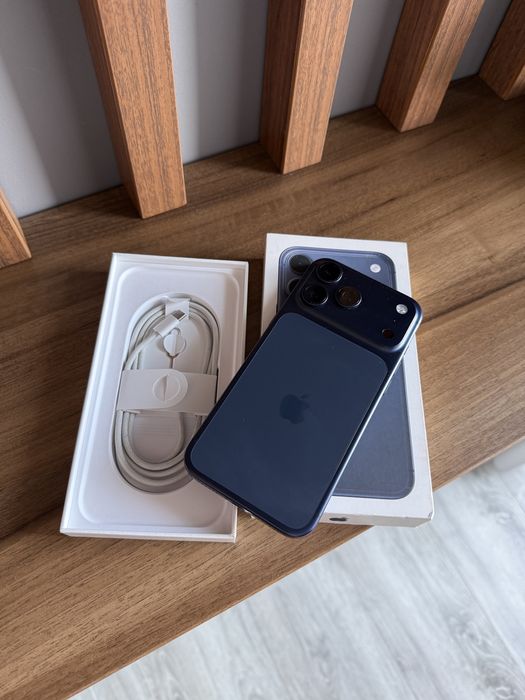 Iphone 17 Pro Max Blue Titanium - Baterie 100%