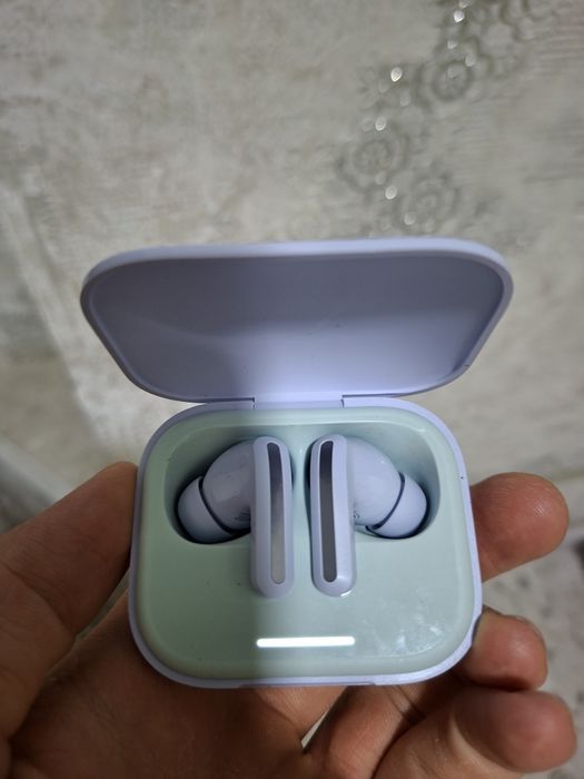 Redmi buds 5 earbuds