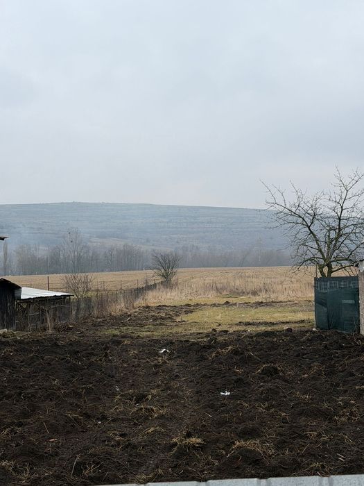 Teren de vânzare în comuna Petricani, jud. Neamț