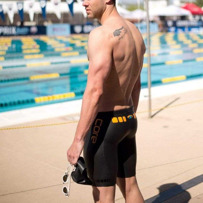 Pantaloni scurți de înot triatlon Blueseventy CORE Unisex M Nou!!