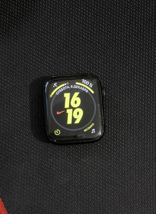 Apple watch se (2-ое поколение)