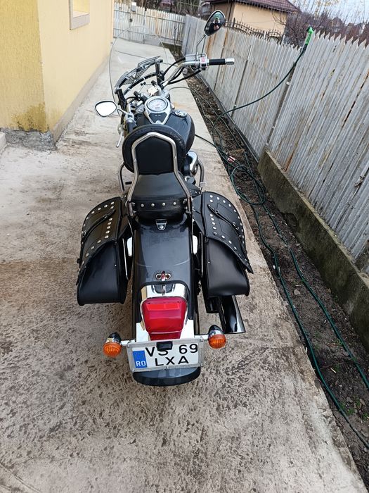 Suzuki Volusia Intruder